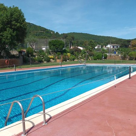 Apartamento Loft, Jardin Y Piscina Privada Romanyá de la Selva Екстериор снимка