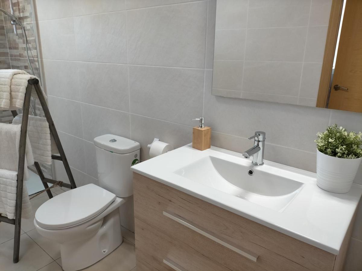 Apartamento Loft, Jardin Y Piscina Privada Romanyá de la Selva Екстериор снимка