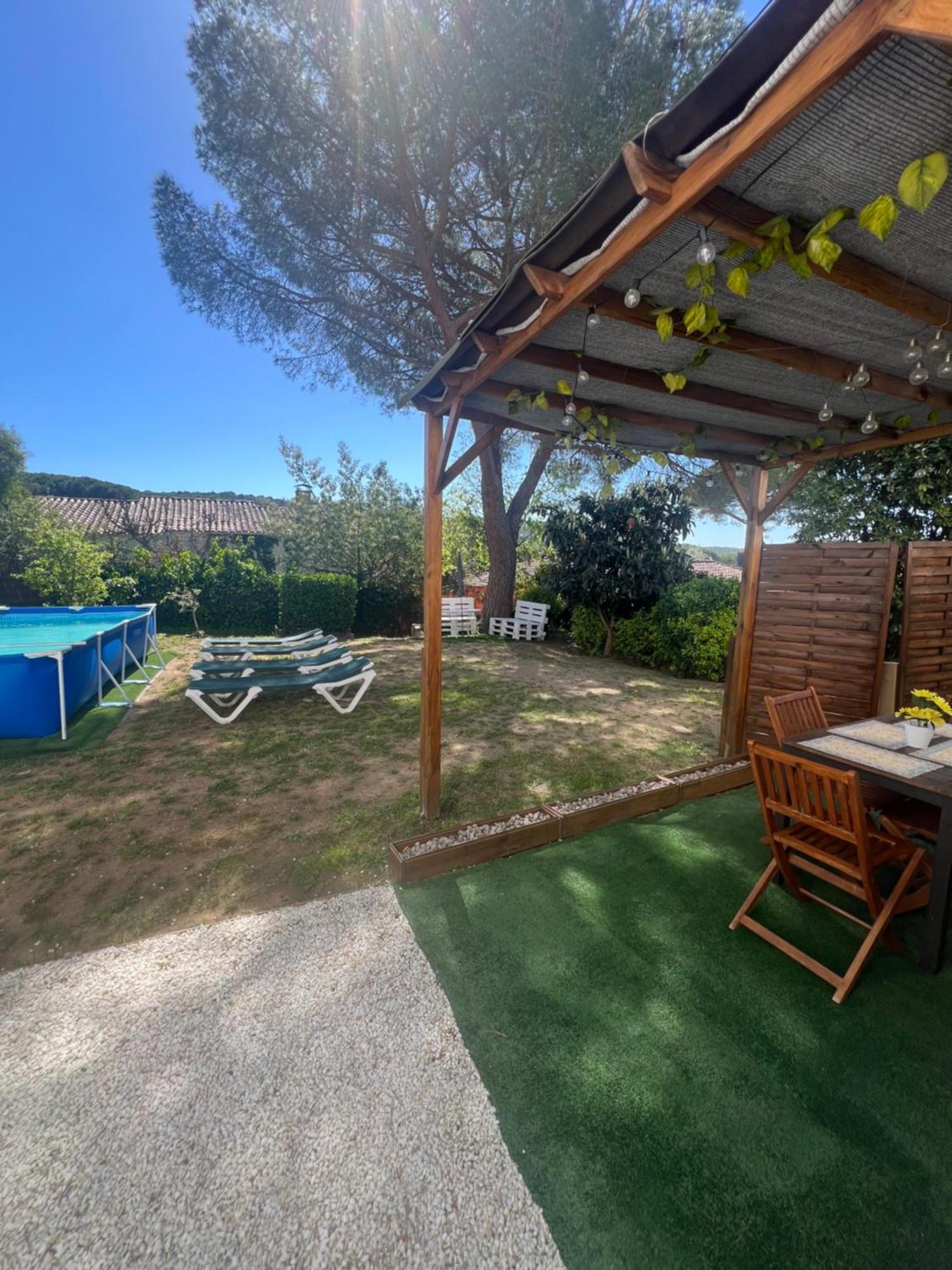 Apartamento Loft, Jardin Y Piscina Privada Romanyá de la Selva Екстериор снимка